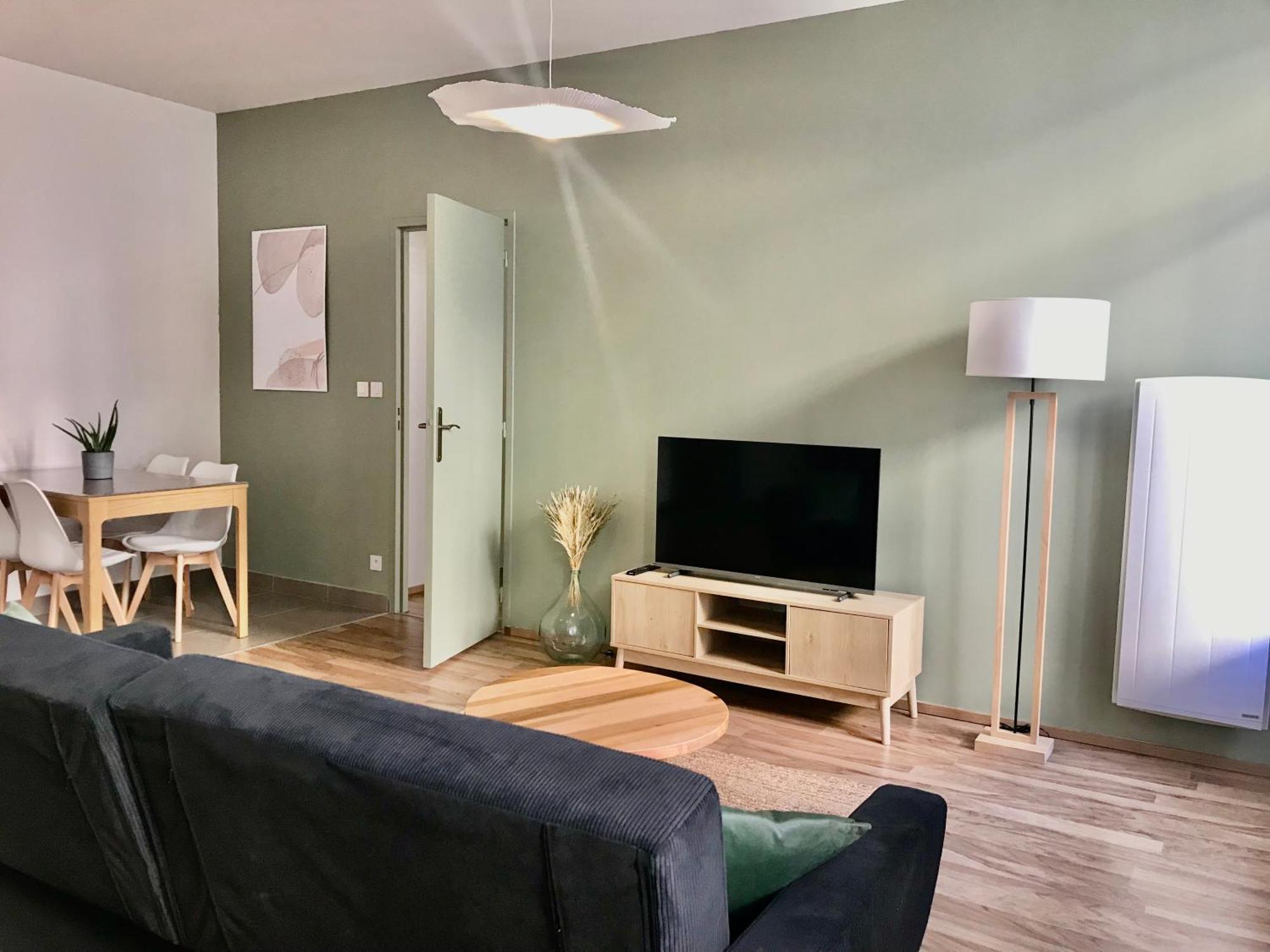 Le Clemenceau - Hyper Centre - Calme - Proche Thermes Apartment Vichy Bagian luar foto